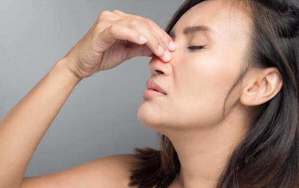 儿童鼻炎会引起频繁眨眼吗