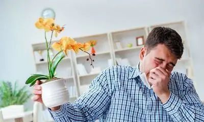鼻炎加重哪些因素导致的？