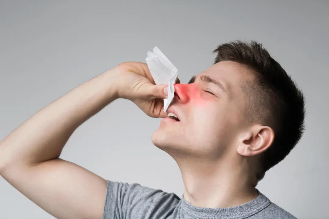 清鼻堂：过敏性鼻炎都有哪些症状?