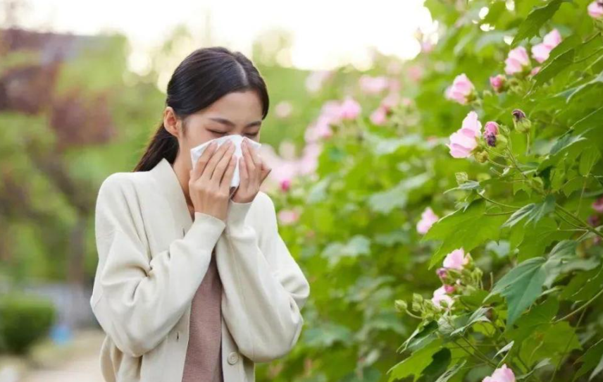 清鼻堂：过敏性鼻炎会并发哮喘，该怎样预防呢？
